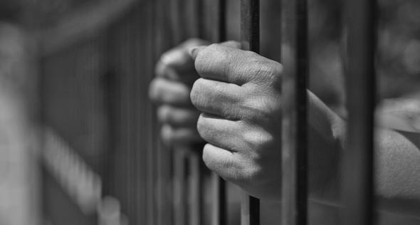 El eterno femenino de una imaginativa pintora