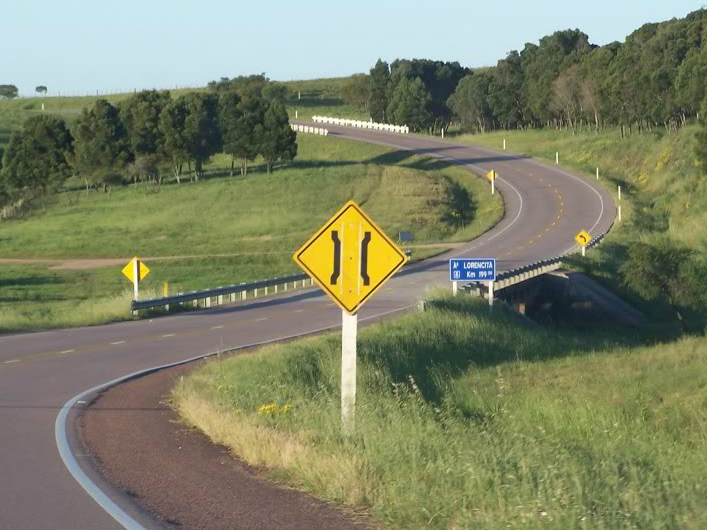 El eterno femenino de una imaginativa pintora