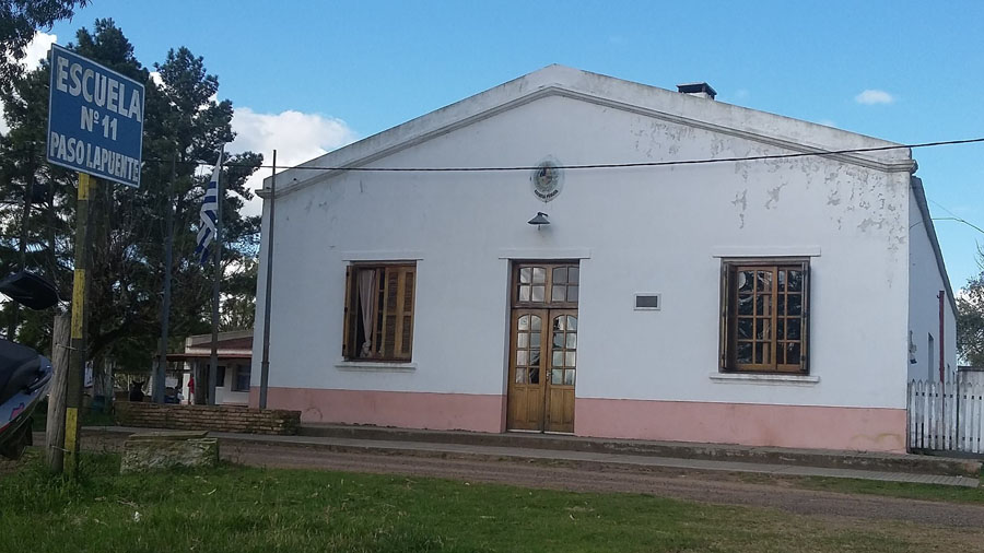 El eterno femenino de una imaginativa pintora