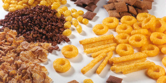 El eterno femenino de una imaginativa pintora