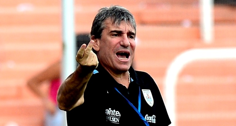 El eterno femenino de una imaginativa pintora