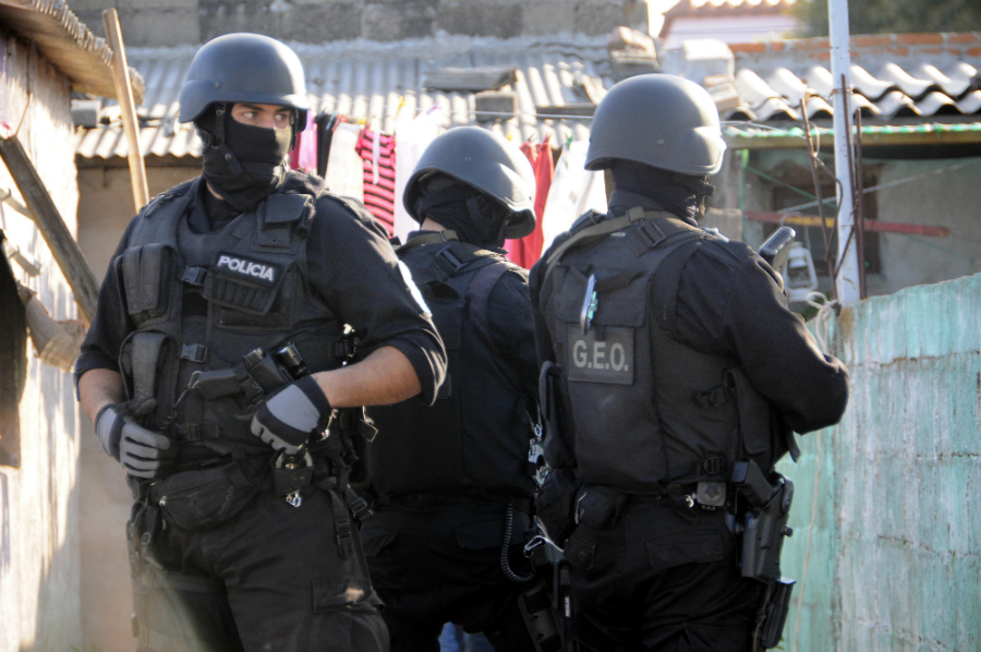 Operativo policial en Maldonado por autor de rapiña. Foto: Ricardo Figueredo