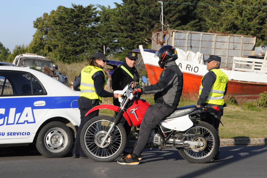 Operativo policial en Maldonado por autor de rapiña. Foto: Ricardo Figueredo