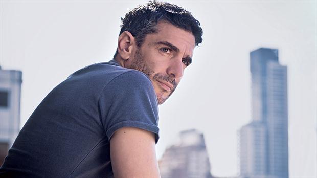 El eterno femenino de una imaginativa pintora