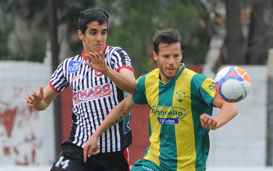 El eterno femenino de una imaginativa pintora