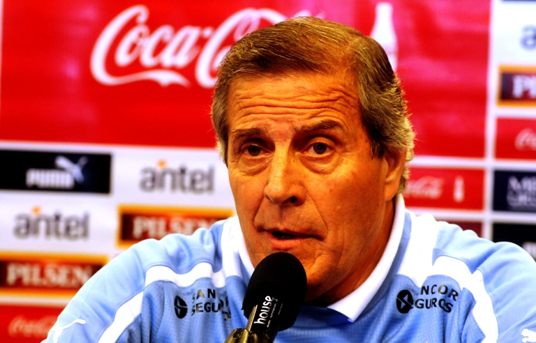 El eterno femenino de una imaginativa pintora