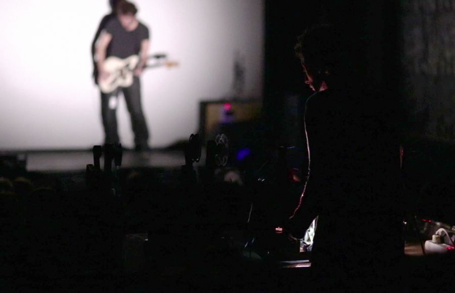 El eterno femenino de una imaginativa pintora