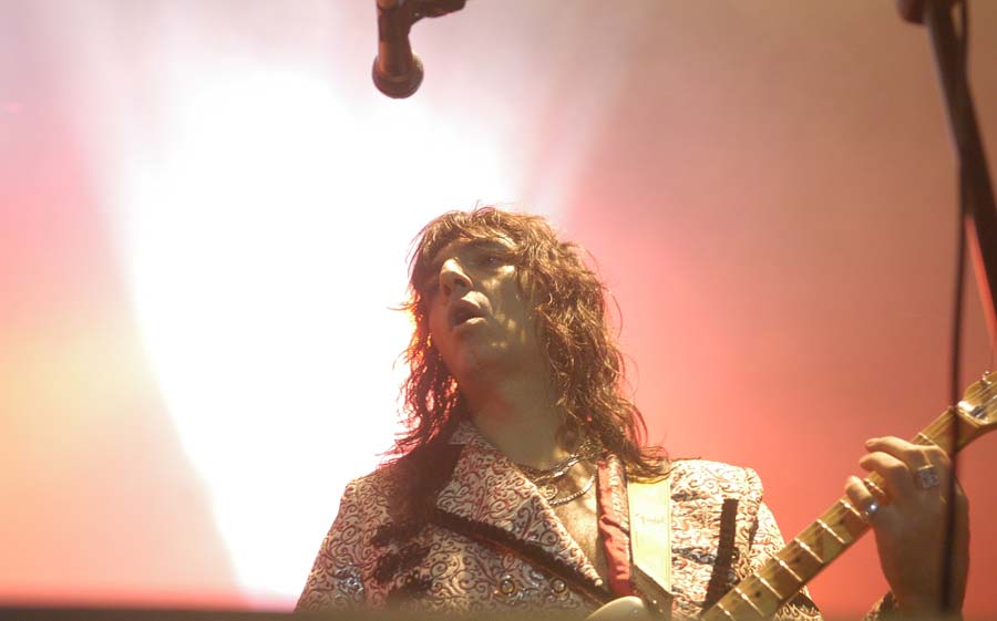 El eterno femenino de una imaginativa pintora