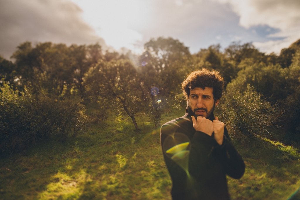 El eterno femenino de una imaginativa pintora