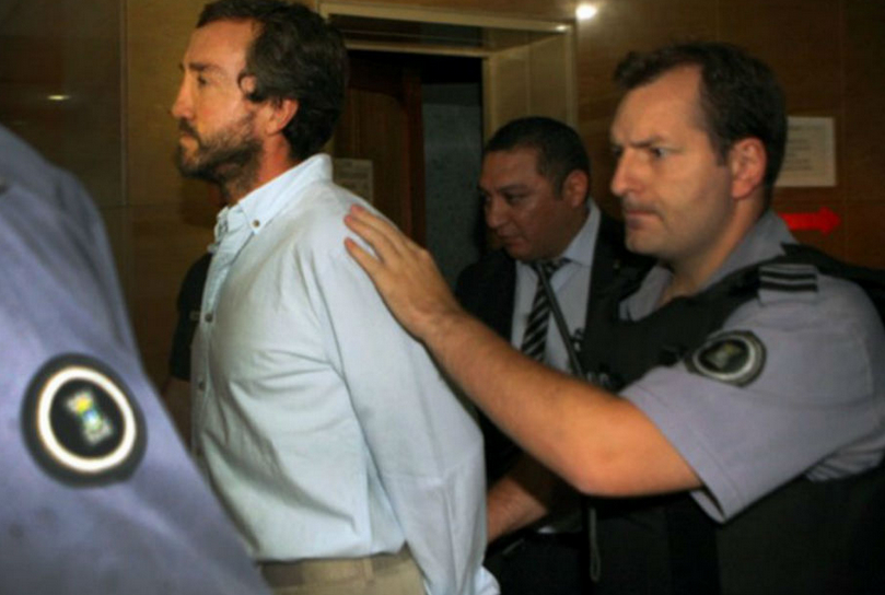 El eterno femenino de una imaginativa pintora