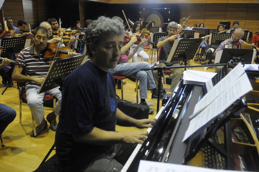 El pianista Ignacio Montoya Carlotto tocará sus canciones propias. Foto: Ariel Colmegna.