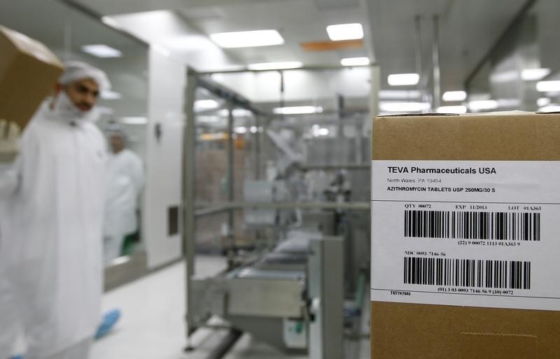 El eterno femenino de una imaginativa pintora