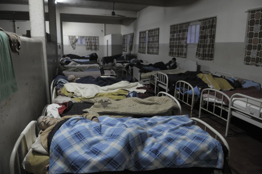 El eterno femenino de una imaginativa pintora