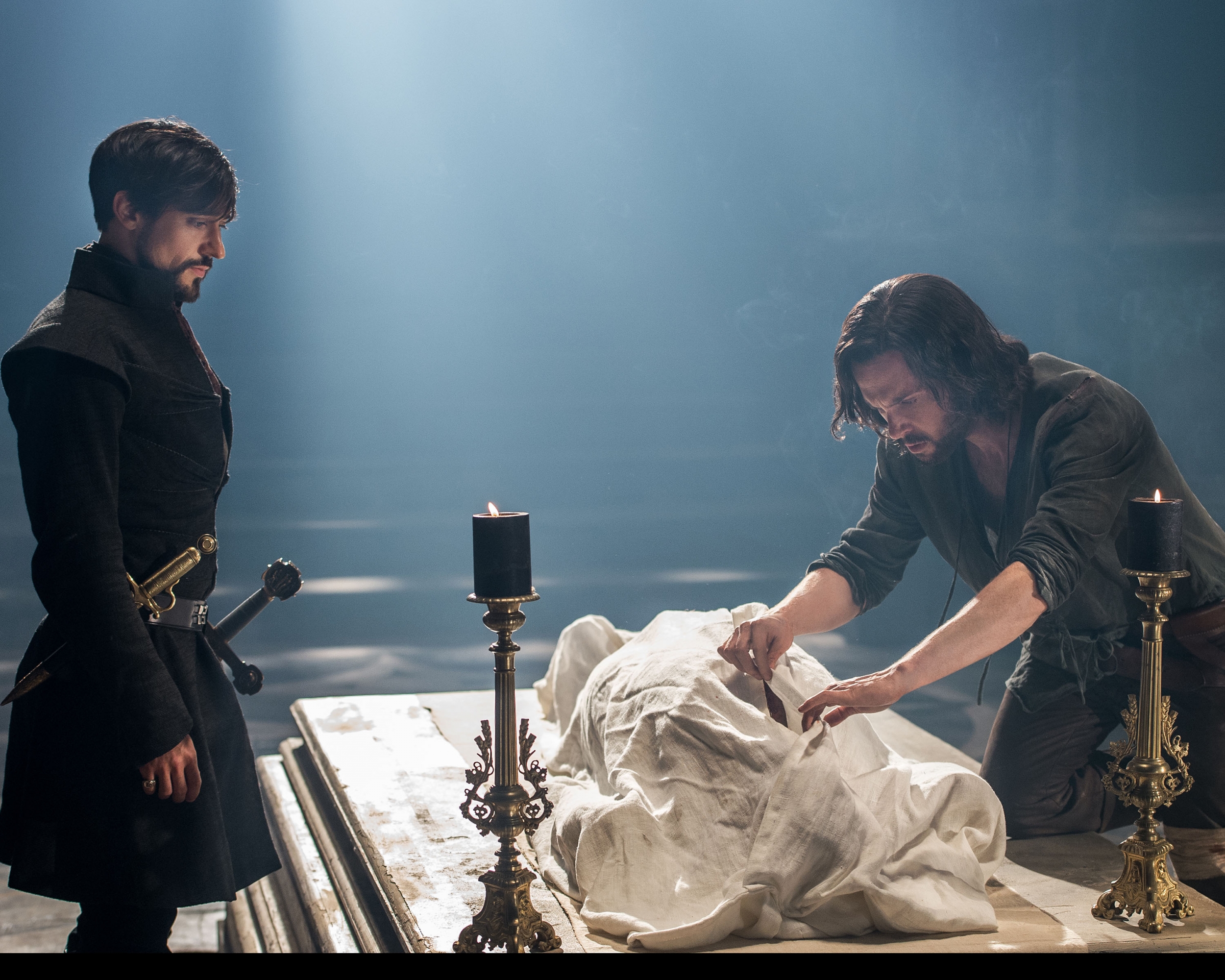 El eterno femenino de una imaginativa pintora