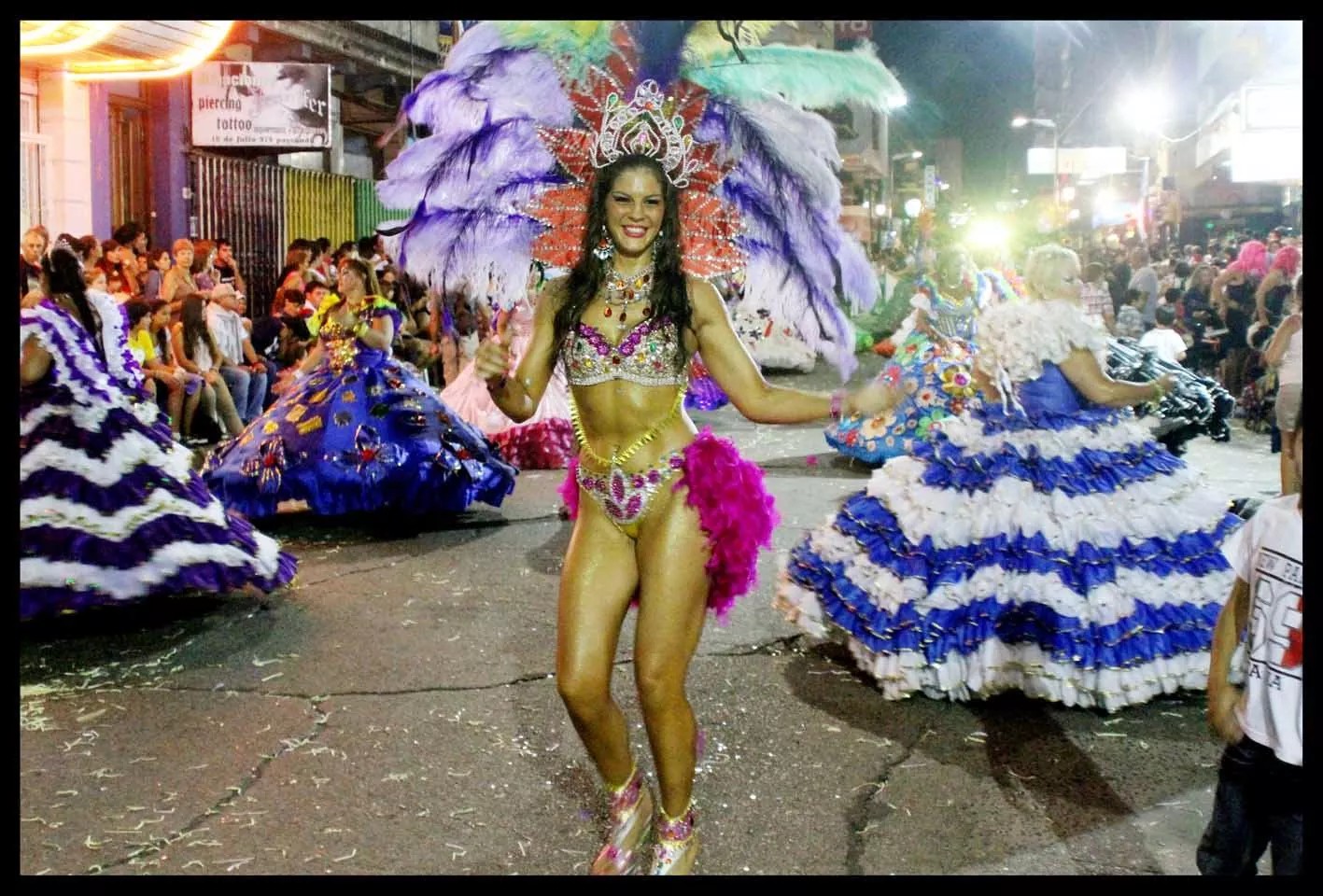 El eterno femenino de una imaginativa pintora