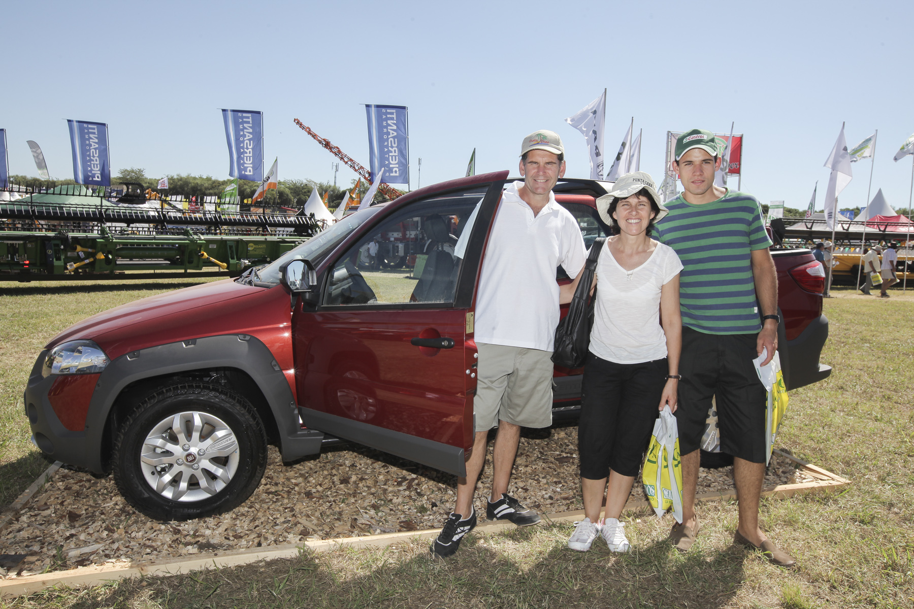 Oscar Sassi, Sonya Arocena, Alejandro Sassi