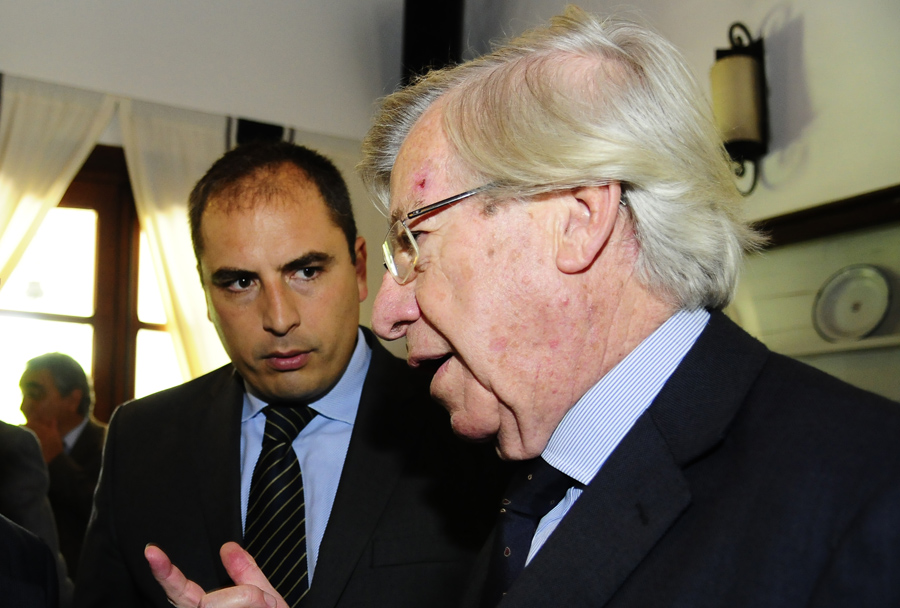 El eterno femenino de una imaginativa pintora