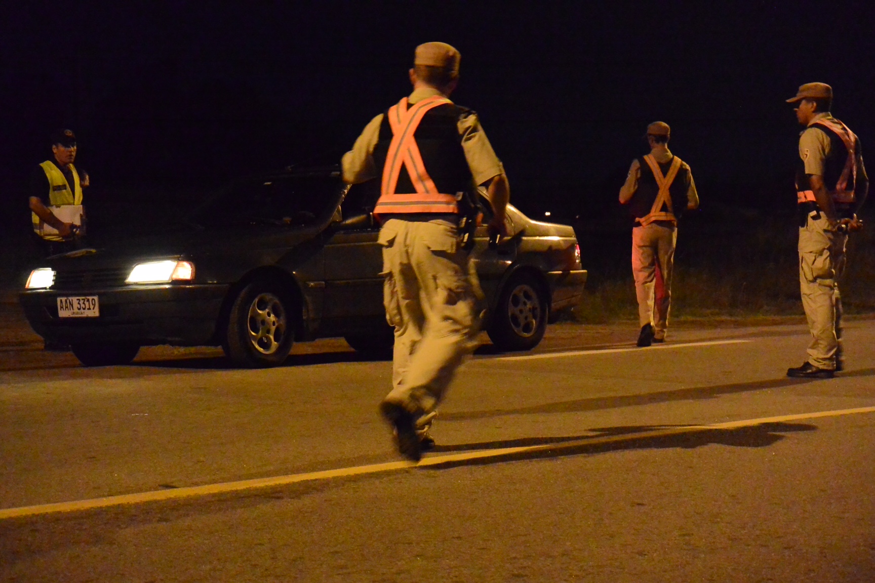 Controles en el Carnaval de La Pedrera. Foto: Ricardo Figueredo