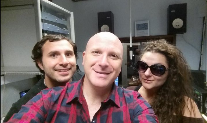 El eterno femenino de una imaginativa pintora