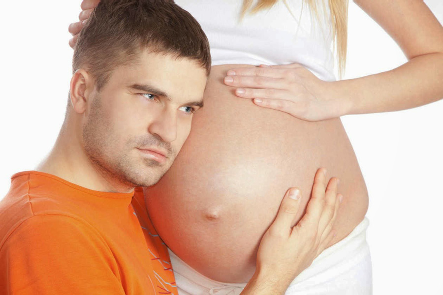 El eterno femenino de una imaginativa pintora