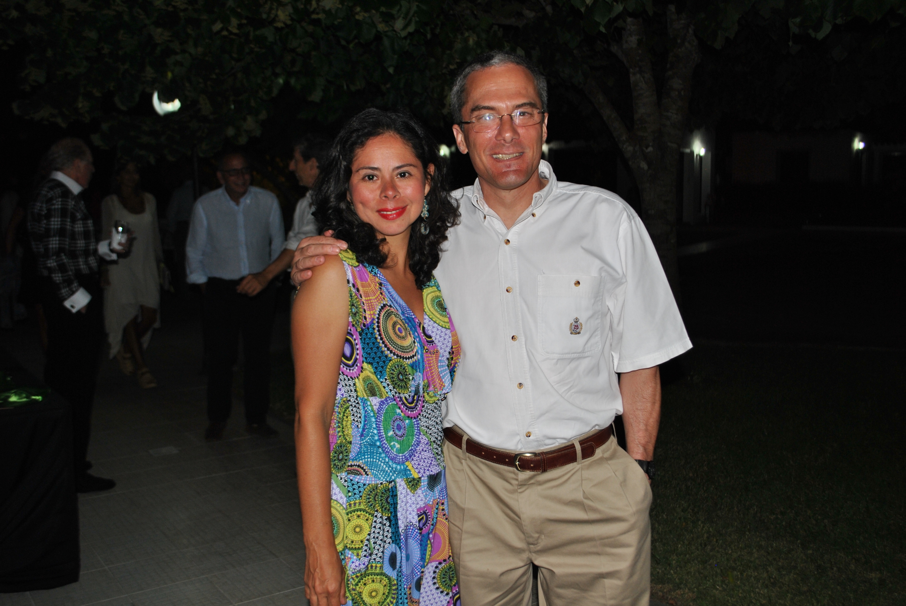 Piedad y Bradley Freden.