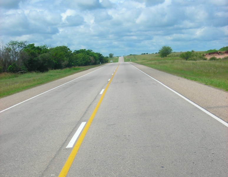 El eterno femenino de una imaginativa pintora