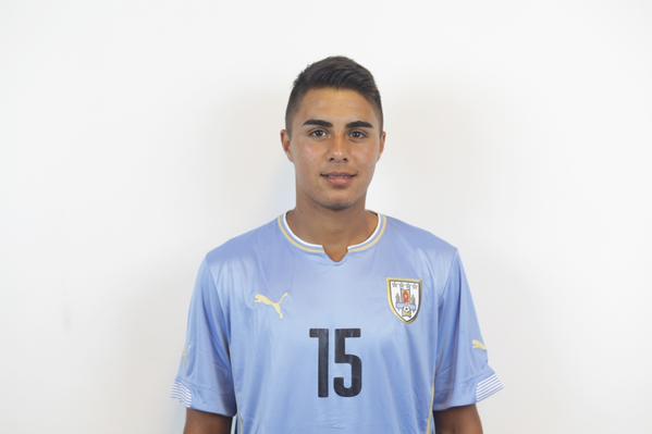 Maximiliano Silvera - Lateral - Peñarol. Foto: AUF.