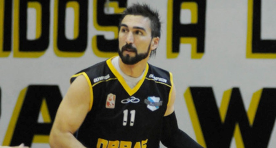 El eterno femenino de una imaginativa pintora