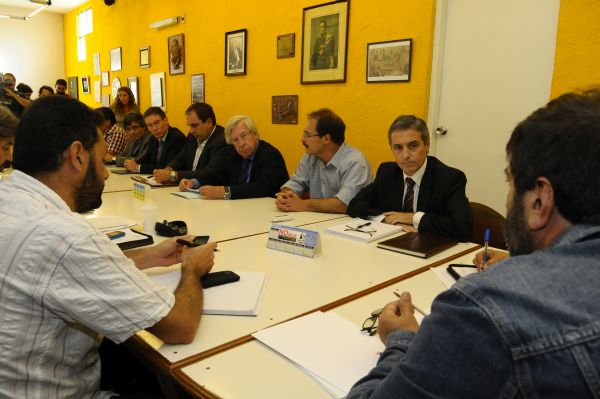 El eterno femenino de una imaginativa pintora