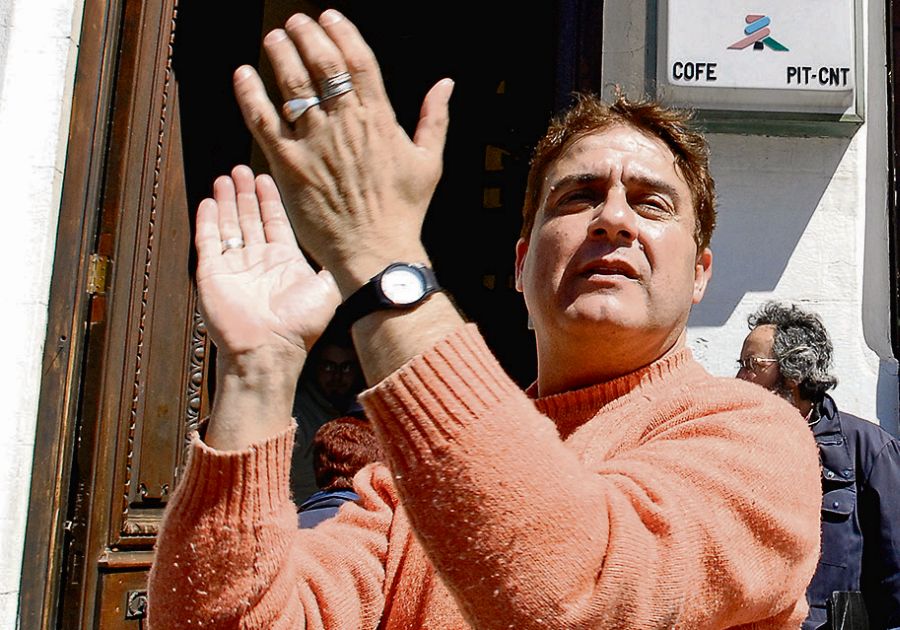 El eterno femenino de una imaginativa pintora