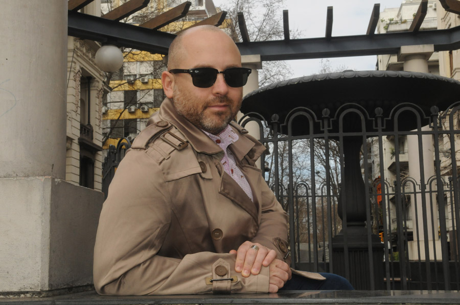 El eterno femenino de una imaginativa pintora