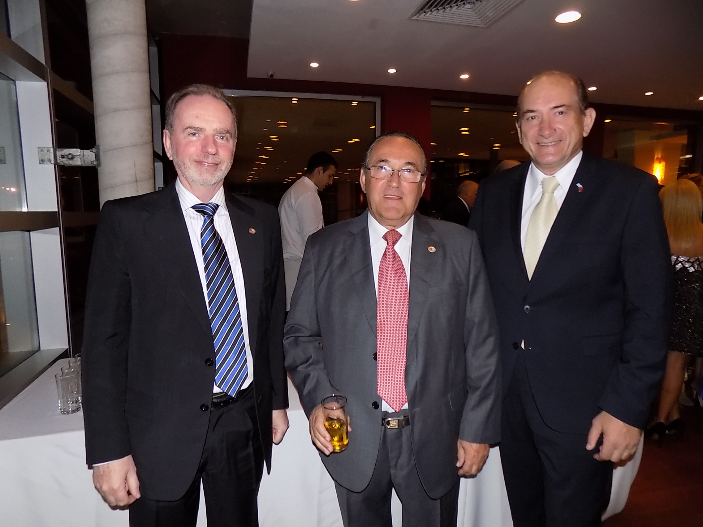 Roberto Linn, Dante Buonomo, Luis Rodríguez.