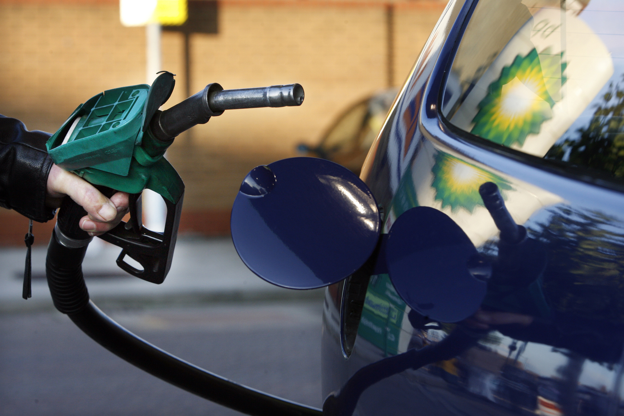 El eterno femenino de una imaginativa pintora