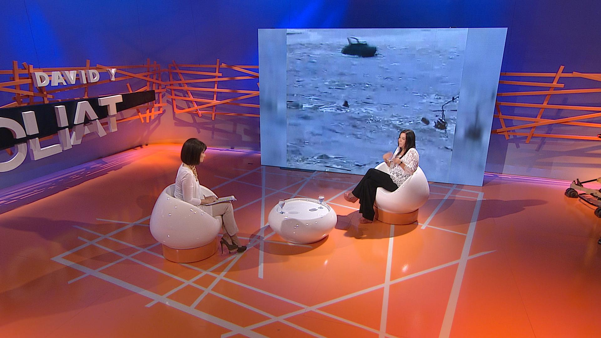 El eterno femenino de una imaginativa pintora