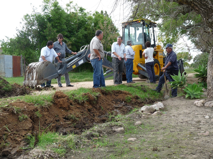 El eterno femenino de una imaginativa pintora