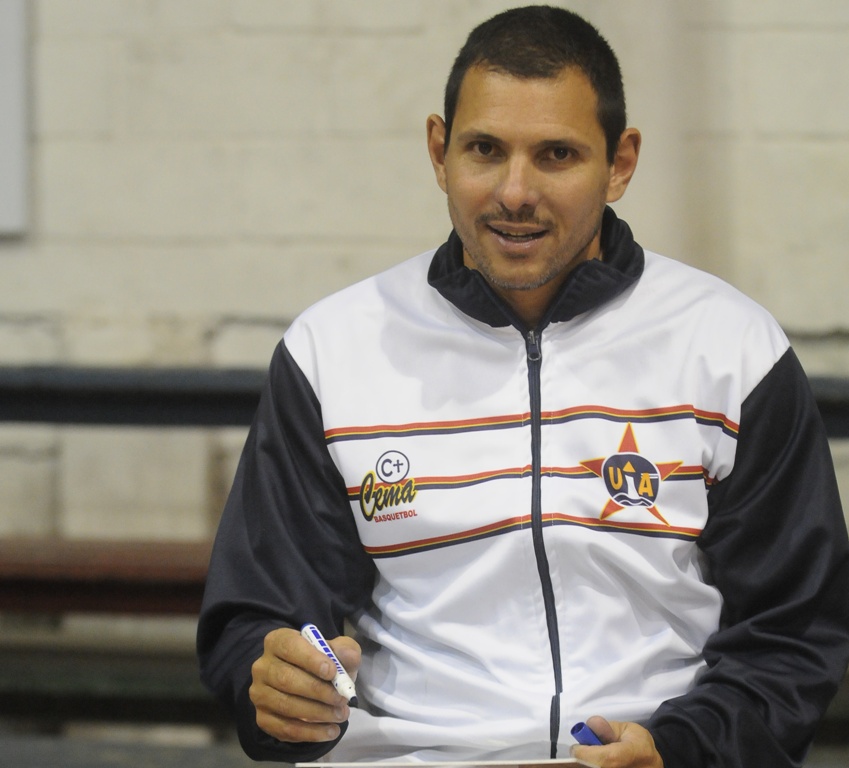 El eterno femenino de una imaginativa pintora