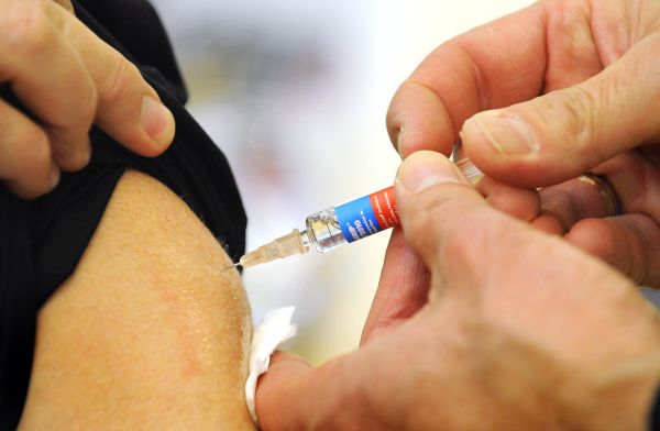 El eterno femenino de una imaginativa pintora