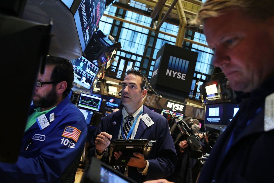 El eterno femenino de una imaginativa pintora