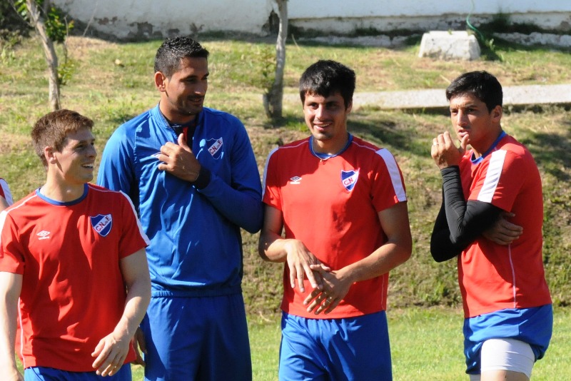 El eterno femenino de una imaginativa pintora