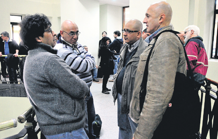 El eterno femenino de una imaginativa pintora