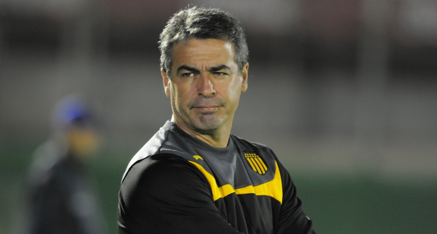 El eterno femenino de una imaginativa pintora