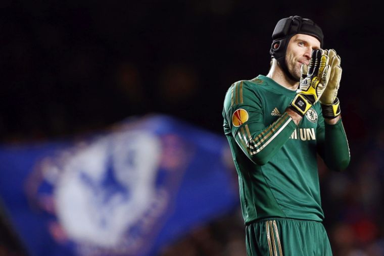 El eterno femenino de una imaginativa pintora