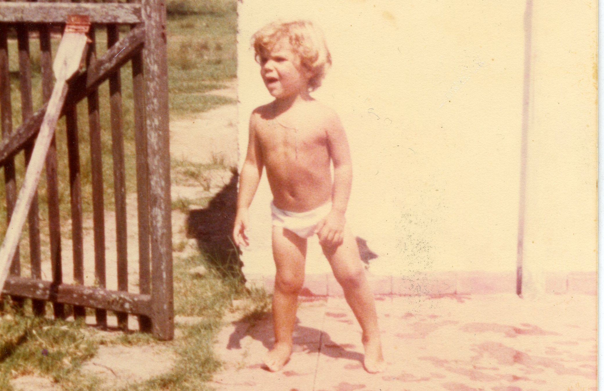 El eterno femenino de una imaginativa pintora