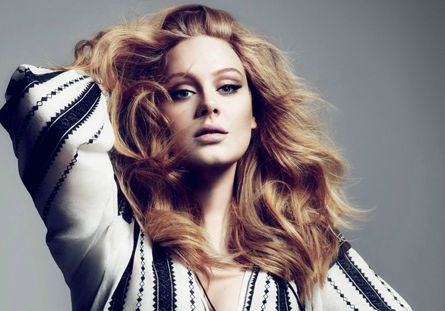 El eterno femenino de una imaginativa pintora