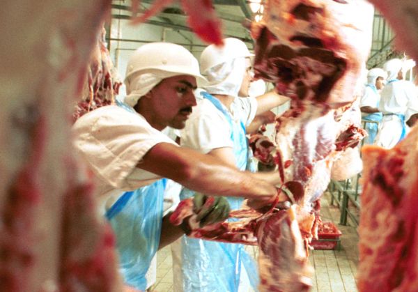 El eterno femenino de una imaginativa pintora