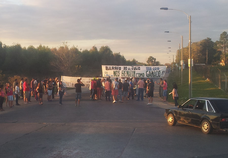 El eterno femenino de una imaginativa pintora