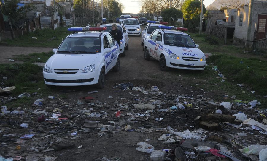 El eterno femenino de una imaginativa pintora