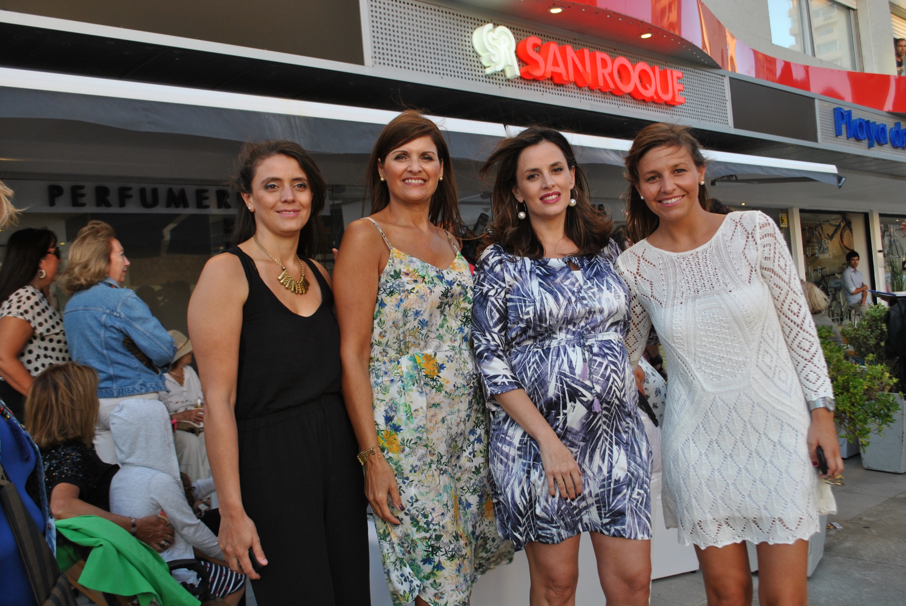 Ana Laino, Silvana Lestido, Mariana Almirón, Josefina Valenti.