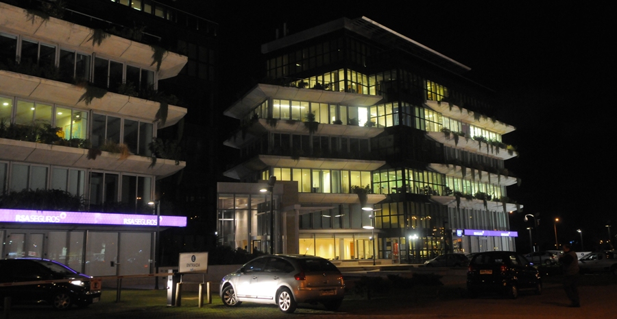 El eterno femenino de una imaginativa pintora