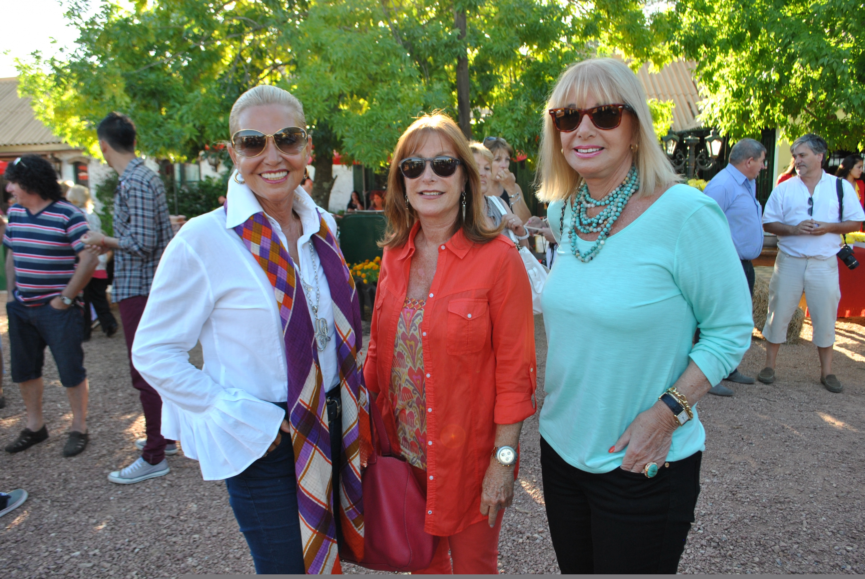 Marga Pomi, Ana Villar, Susana Bernik.